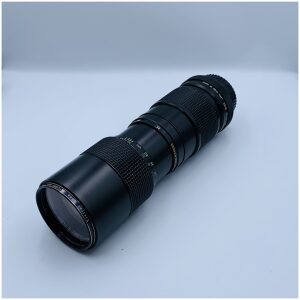 Vivitar 85-205mm f/3.8 Auto Tele-Zoom Lens