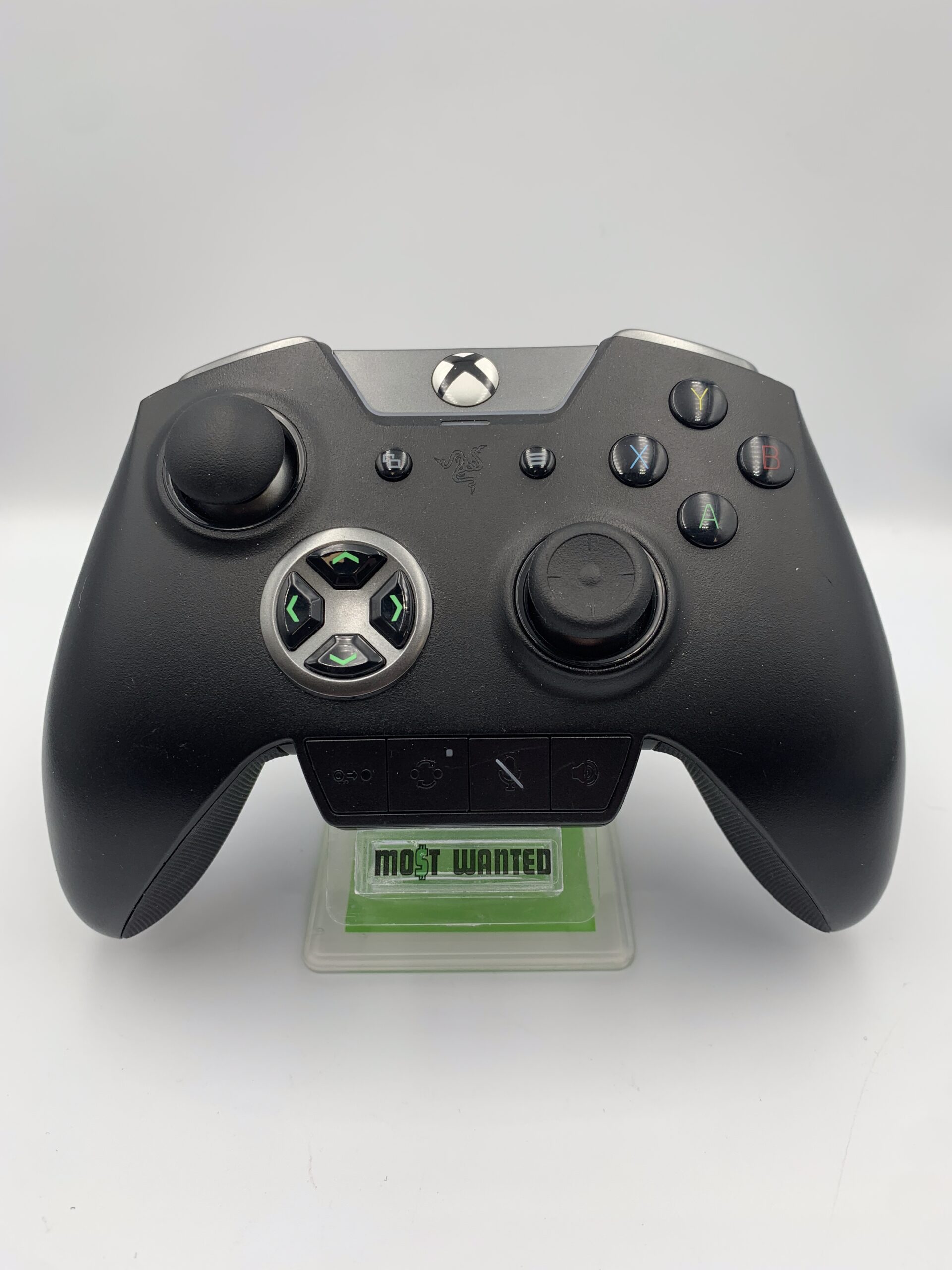 Razer Wolverine Ultimate Xbox Controller W/ 6 Remappable Multi-Function Buttons & Triggers