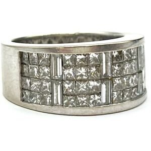 18k White Gold Diamond Ring - Channel Set Diamond Face