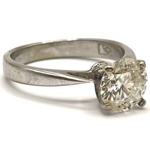 14k White Gold Solitaire Diamond Ring - Round Cut Centre Diamond