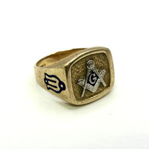 14K Yellow Gold Free Mason Ring