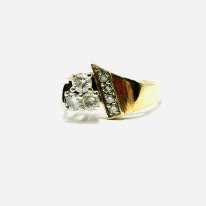 14k Yellow Gold Ring With 3x Round Cut Diamonds In Setting and 4x Diamond Chips In Band